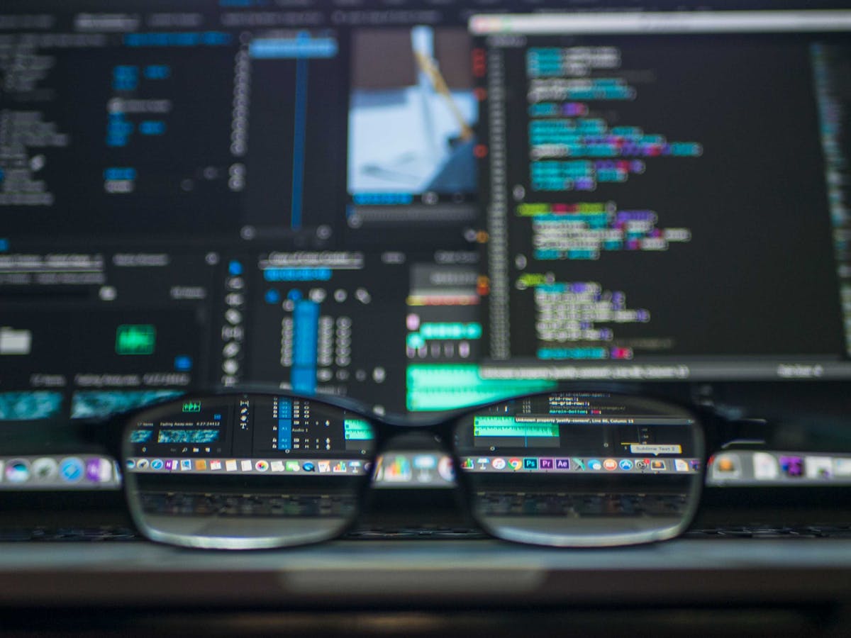 Transforming Small Business Efficiency with Emerging AI Automation Trends - Flowgenn AI Blog